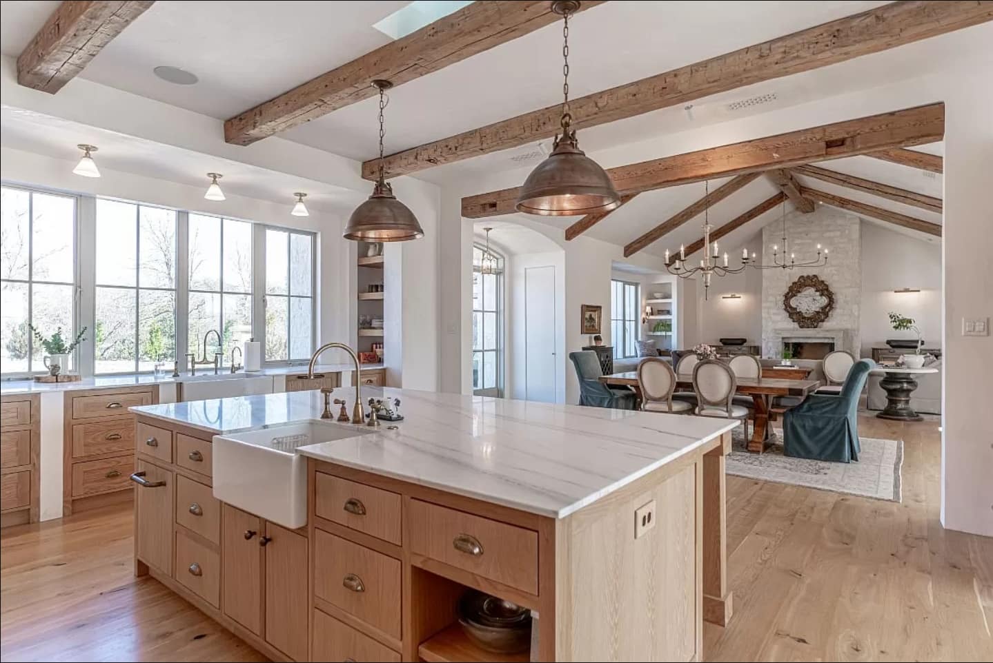 Santa Barabara Style - Sean Knight Custom Homes